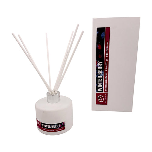 4.3oz Winter Berry Aromatic Reed Diffuser